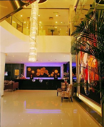 Radiance Hotel Shanghái Exterior foto